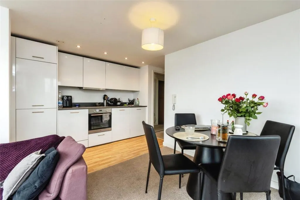 2 bed Apartment