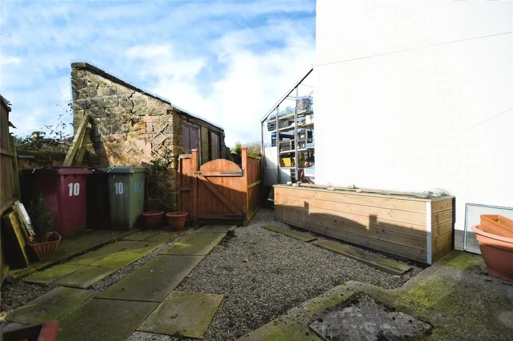 2 bed Terraced