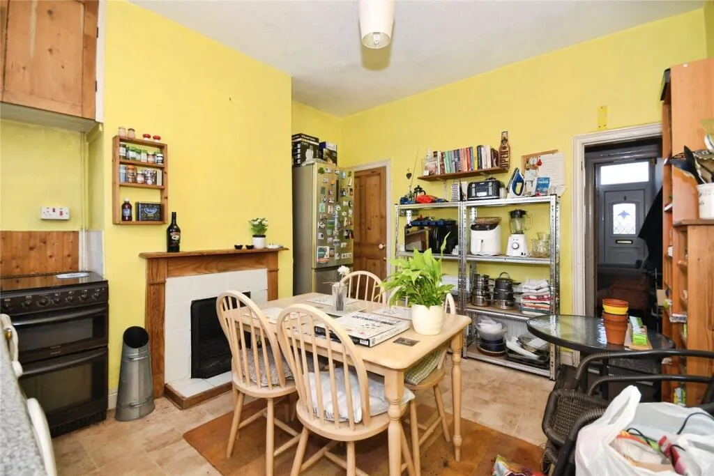 2 bed Terraced