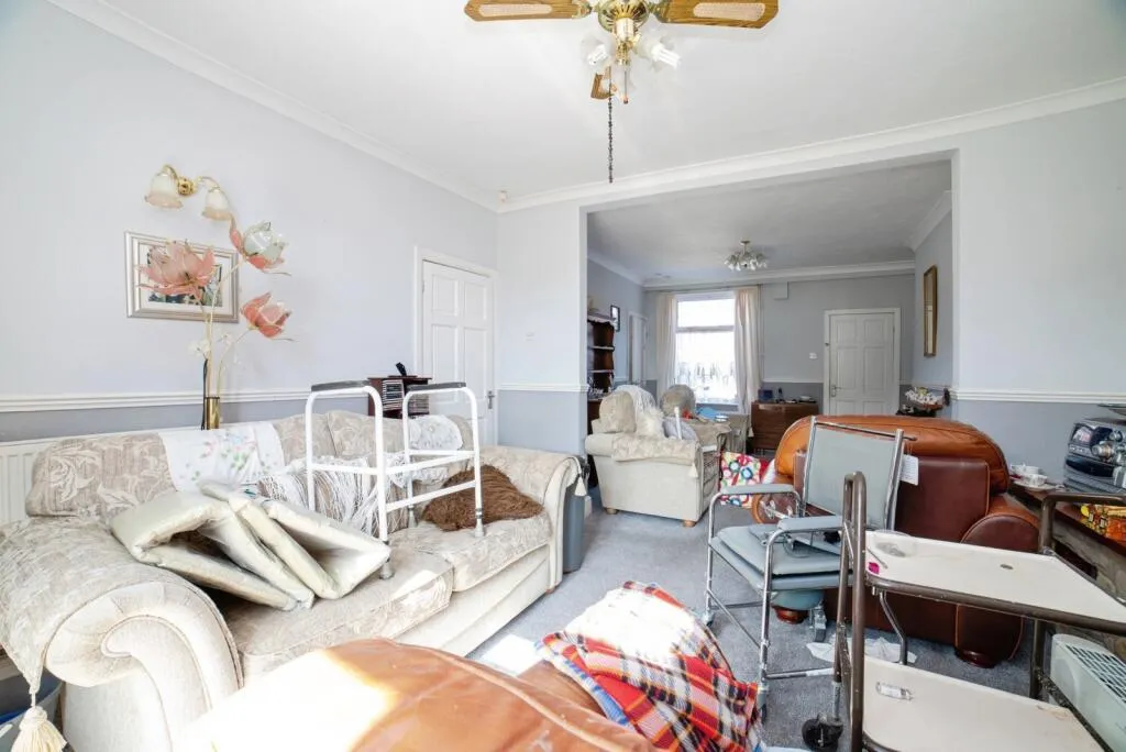 3 bed Terraced