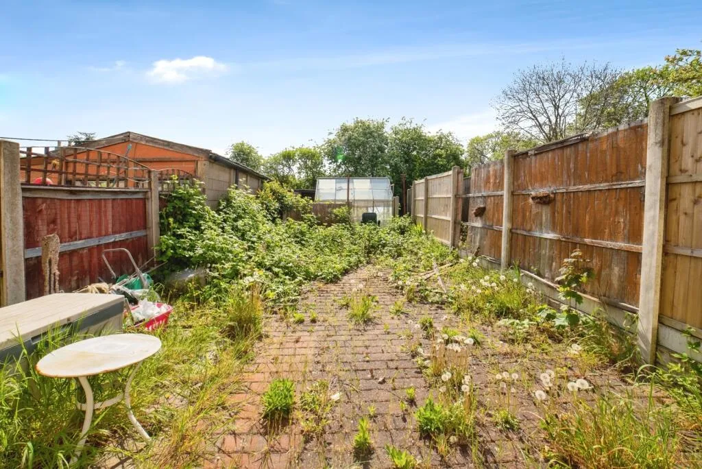 3 bed Terraced