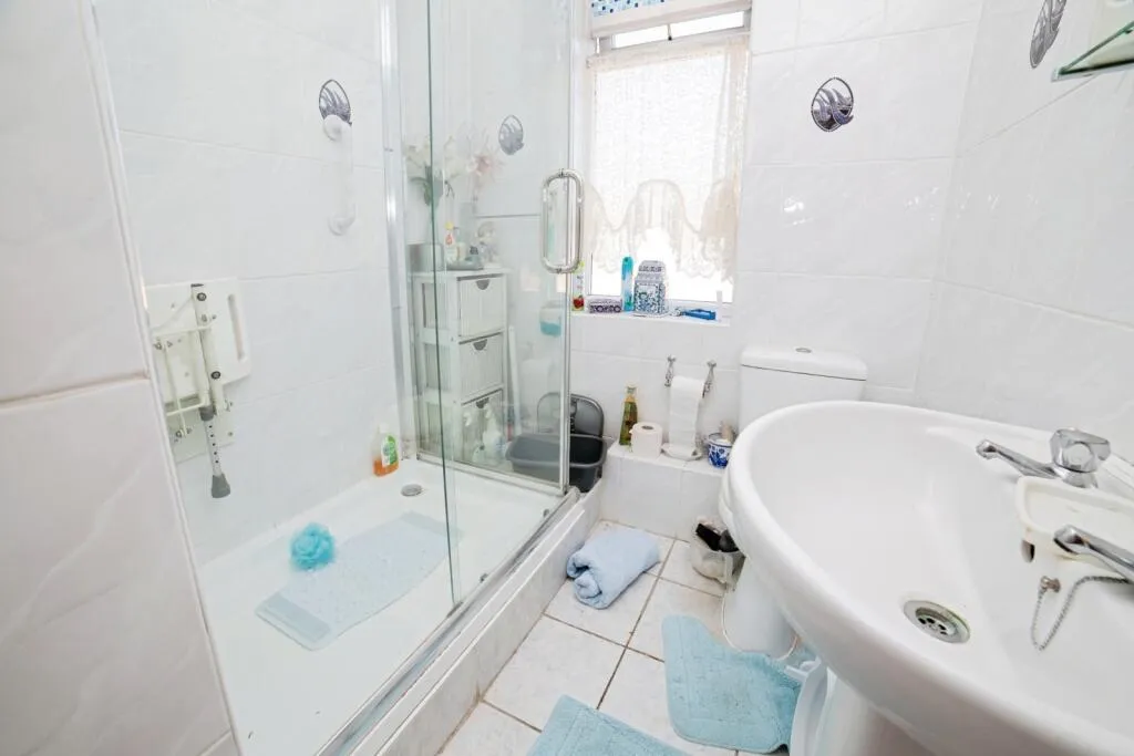 3 bed Terraced