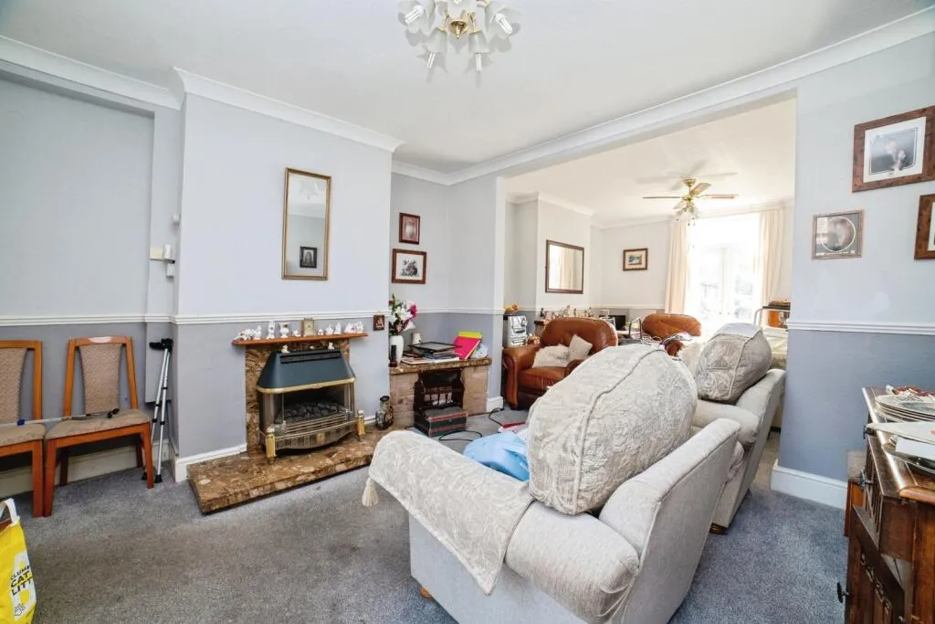 3 bed Terraced