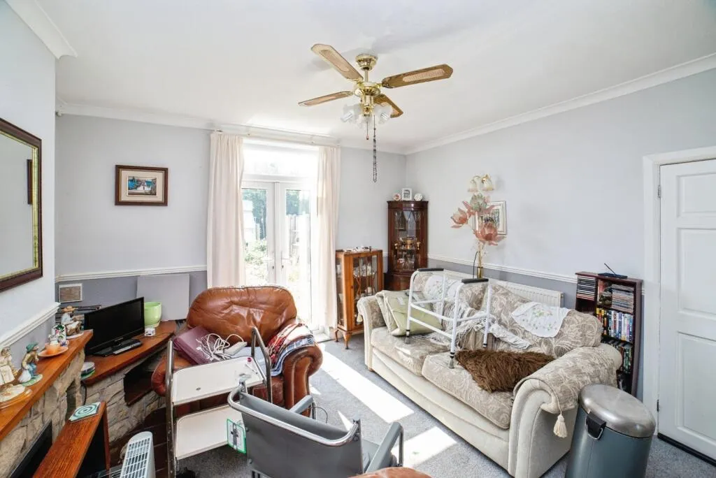3 bed Terraced