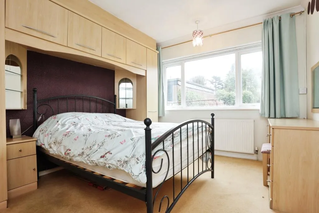 2 bed Detached Bungalow
