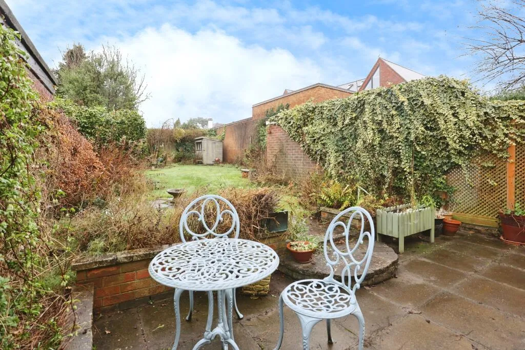 2 bed Detached Bungalow
