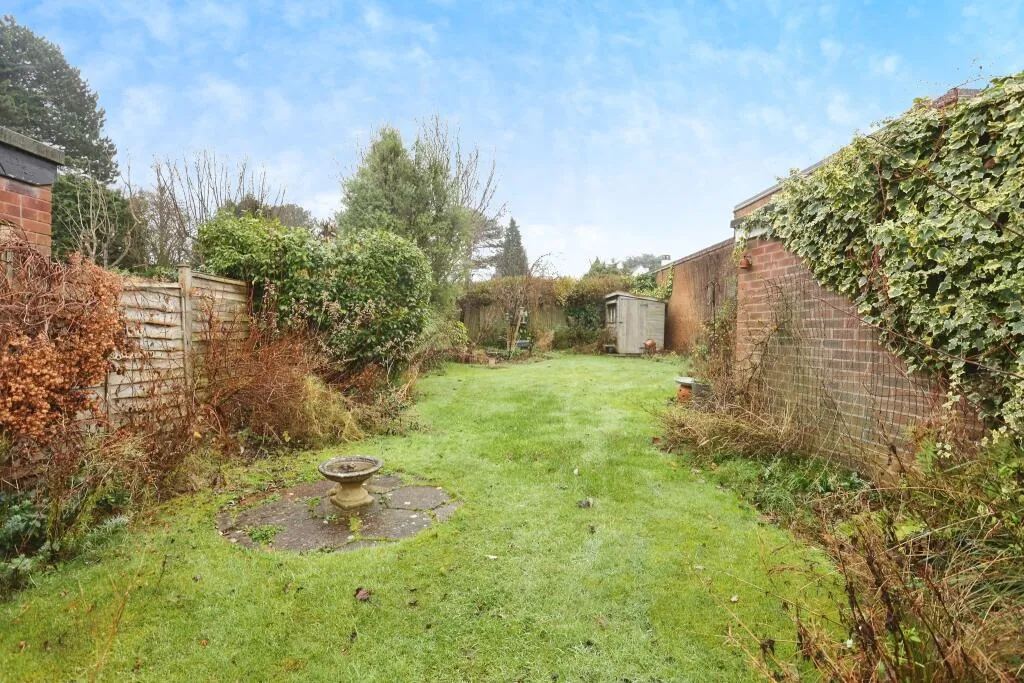 2 bed Detached Bungalow