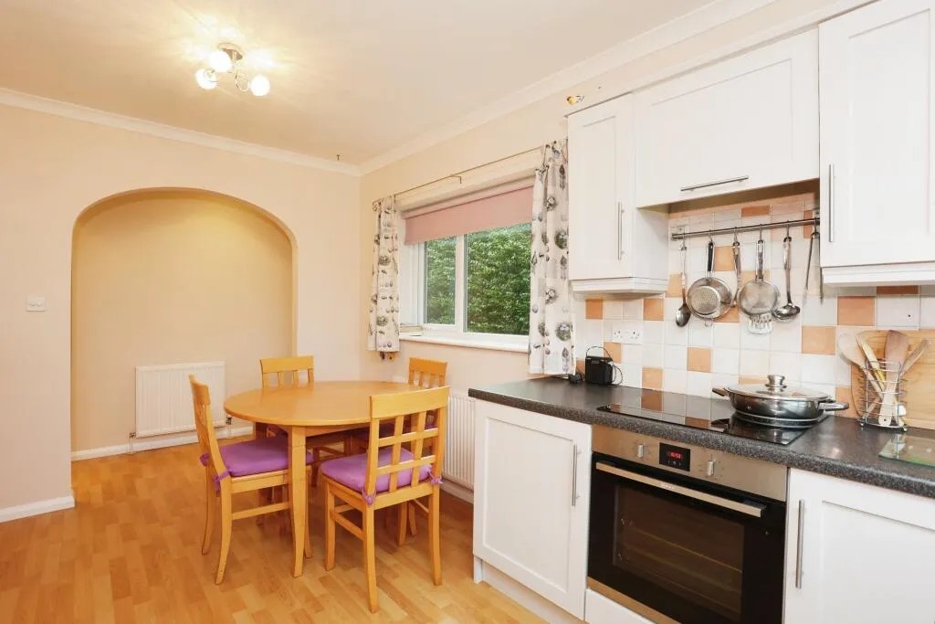 2 bed Detached Bungalow