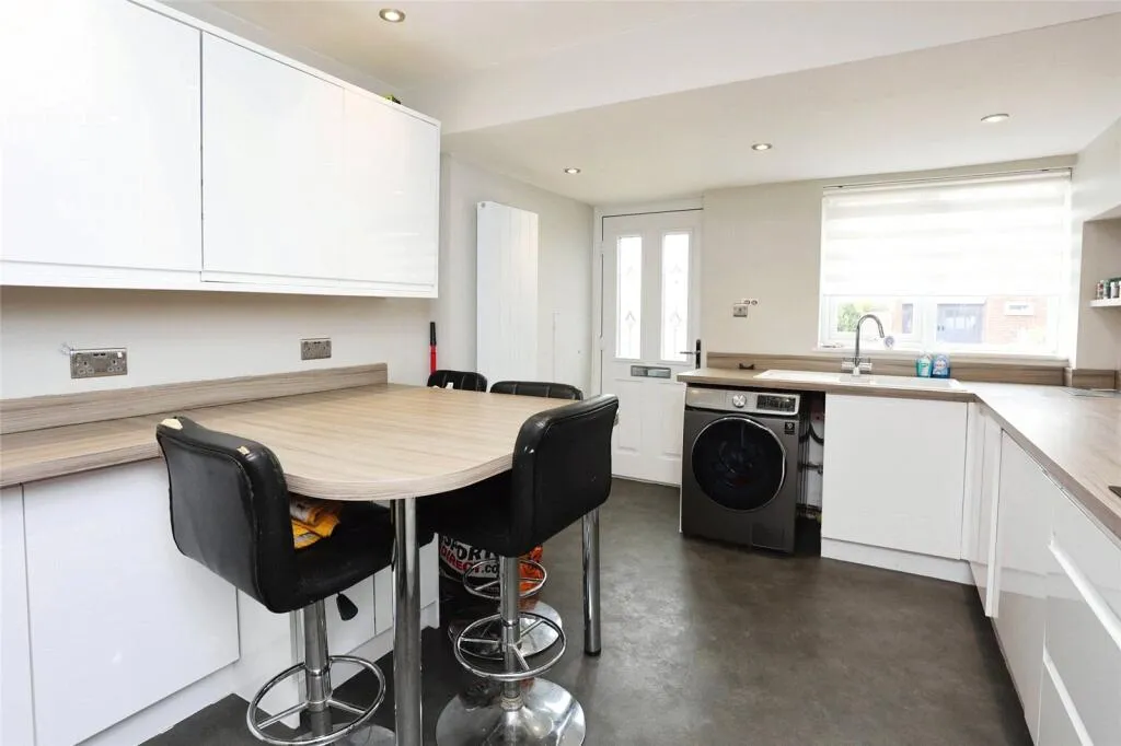 3 bed House