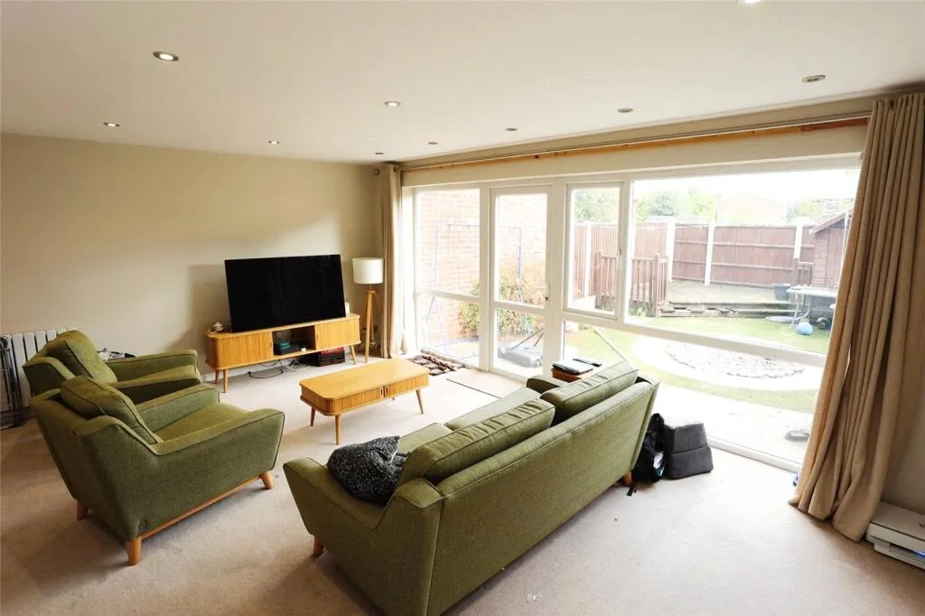 3 bed House