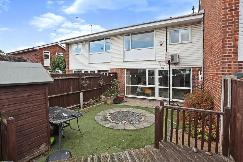 3 bed House