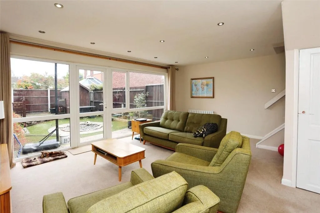3 bed House