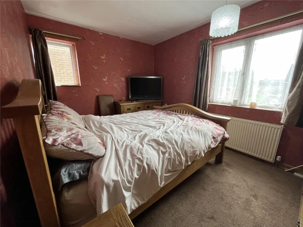 3 bed Semi-Detached