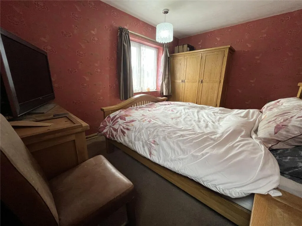 3 bed Semi-Detached