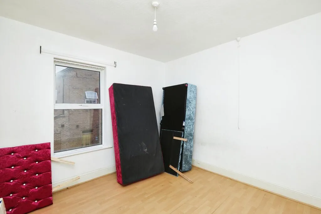 2 bed Terraced