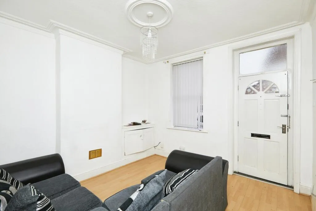 2 bed Terraced