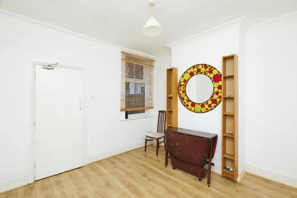 2 bed Terraced