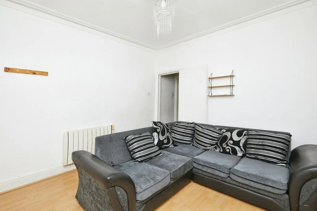 2 bed Terraced