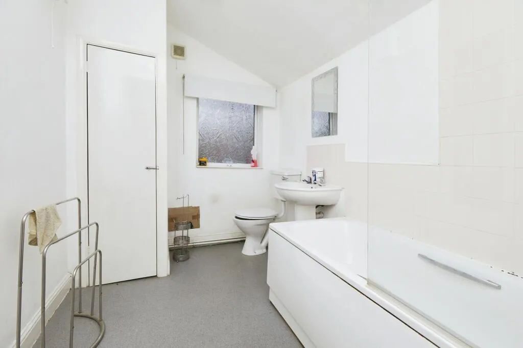 2 bed Terraced