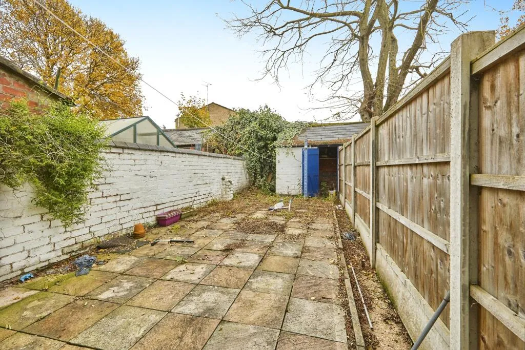 2 bed Terraced