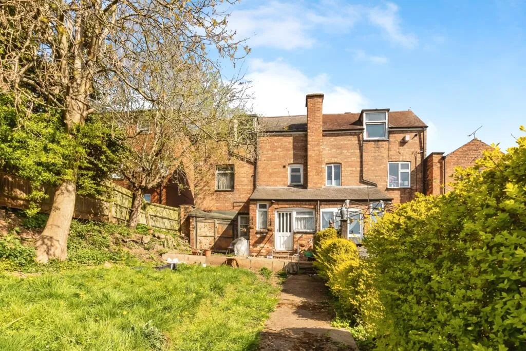 3 bed Semi-Detached