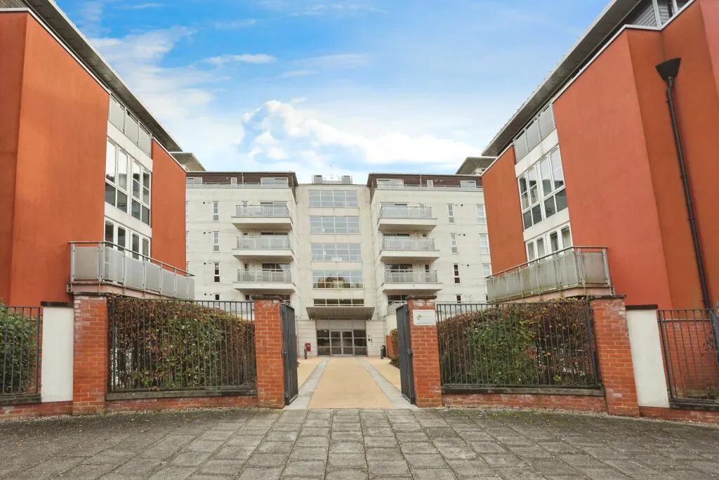 2 bed Apartment