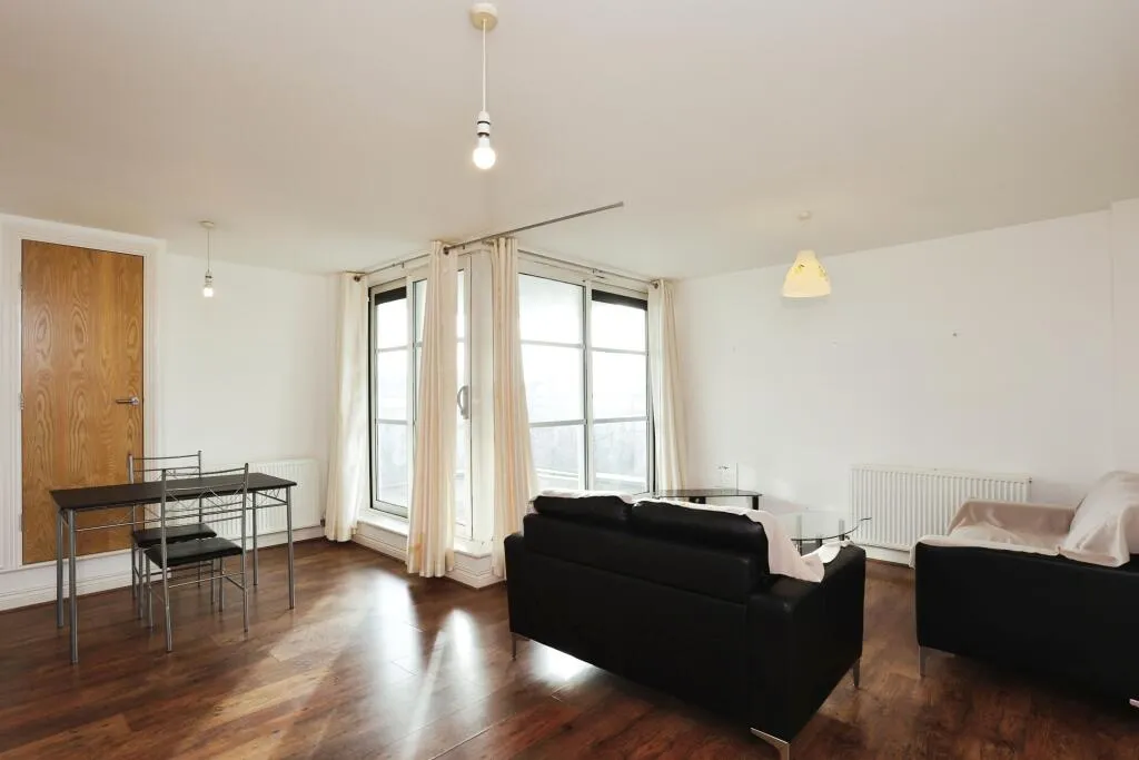 2 bed Apartment
