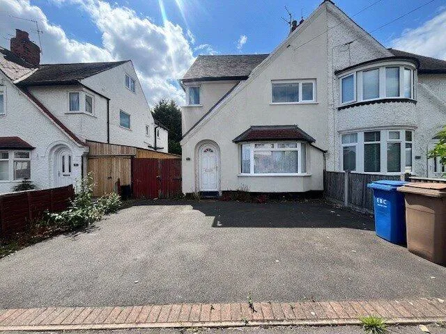 3 bed Semi-Detached