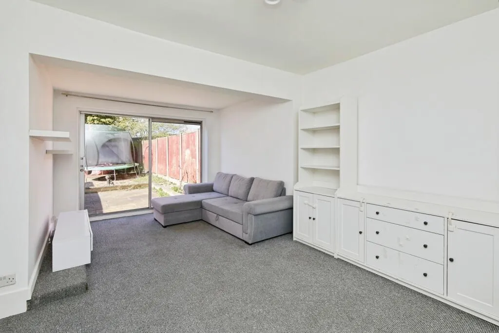 3 bed Semi-Detached