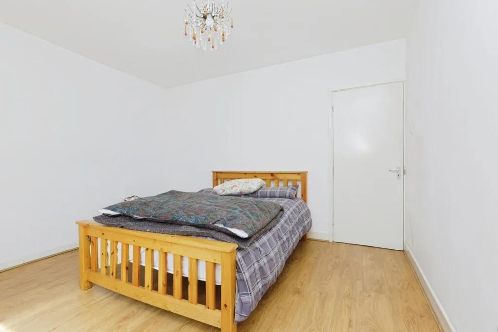 3 bed Terraced
