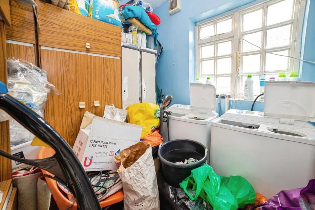 8 bed Character Property