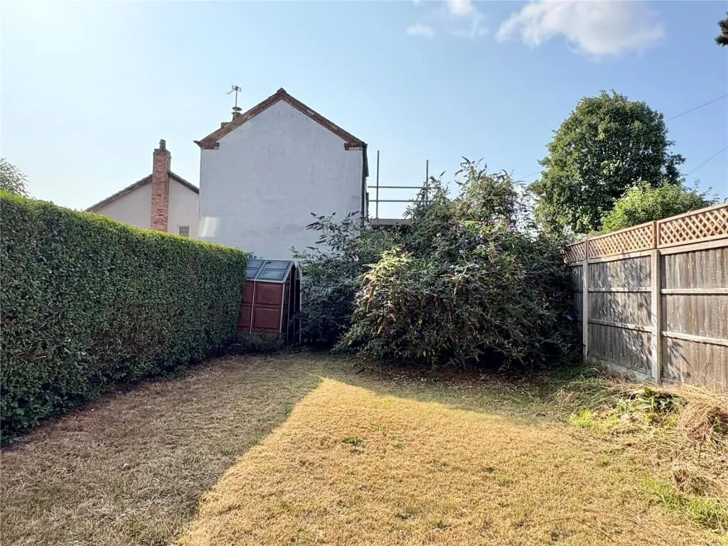 4 bed House