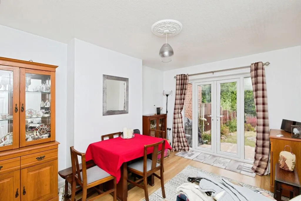 3 bed Semi-Detached