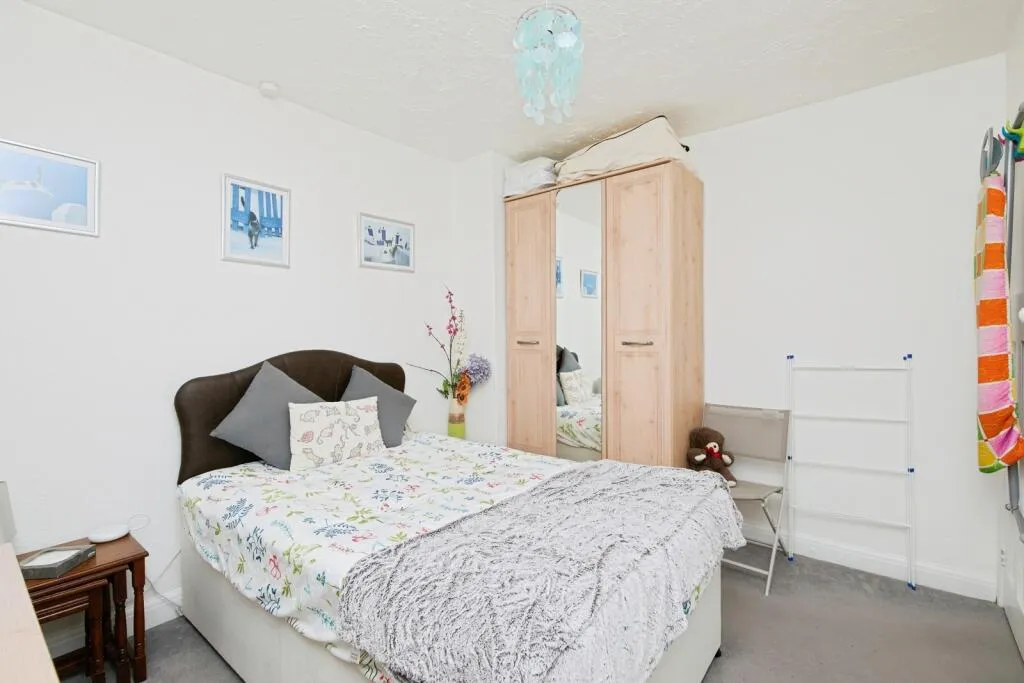 3 bed Semi-Detached