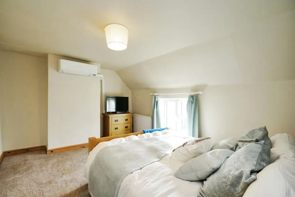 3 bed Character Property