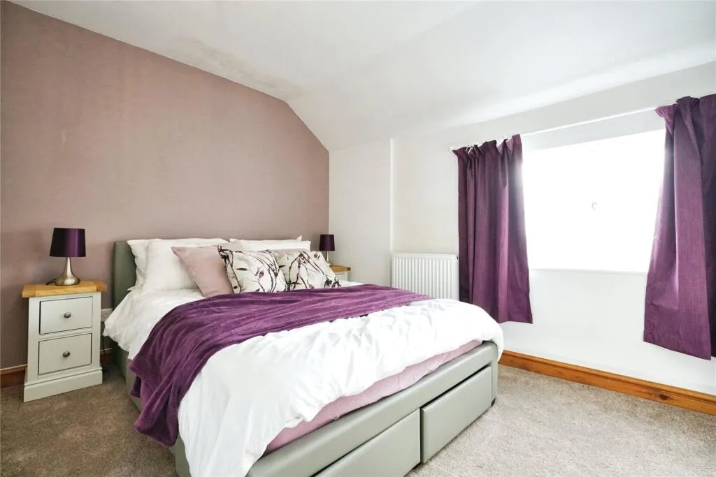 3 bed Character Property