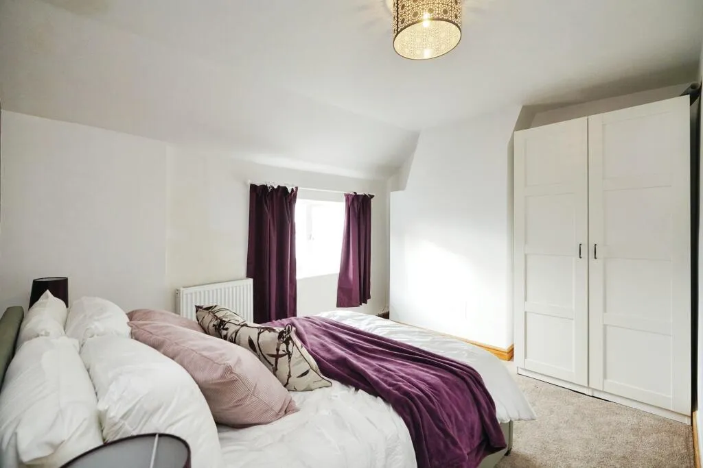 3 bed Character Property