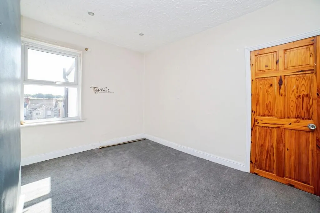 2 bed End of Terrace