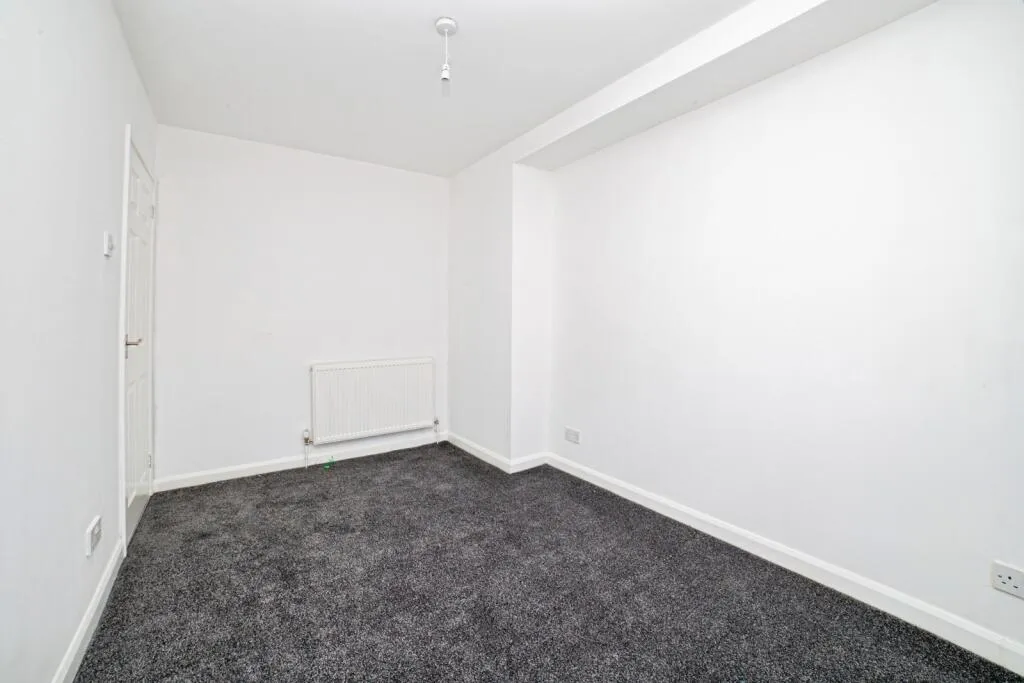 3 bed Terraced
