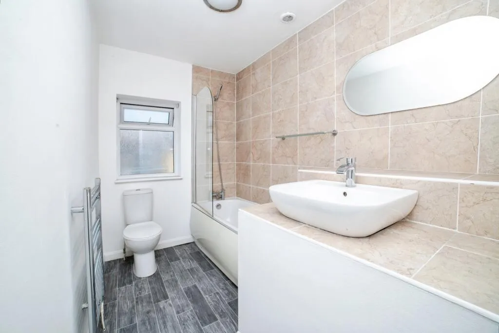3 bed Terraced