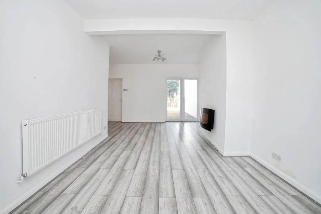 3 bed Terraced