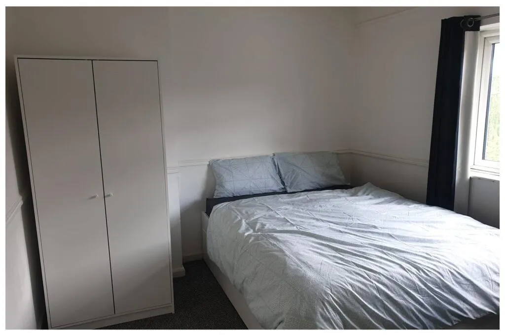 3 bed Terraced