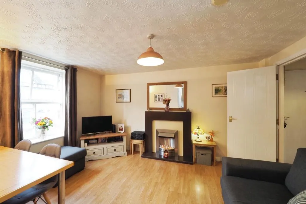 1 bed Apartment