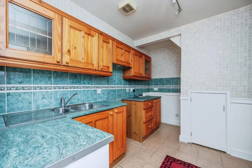 2 bed Semi-Detached