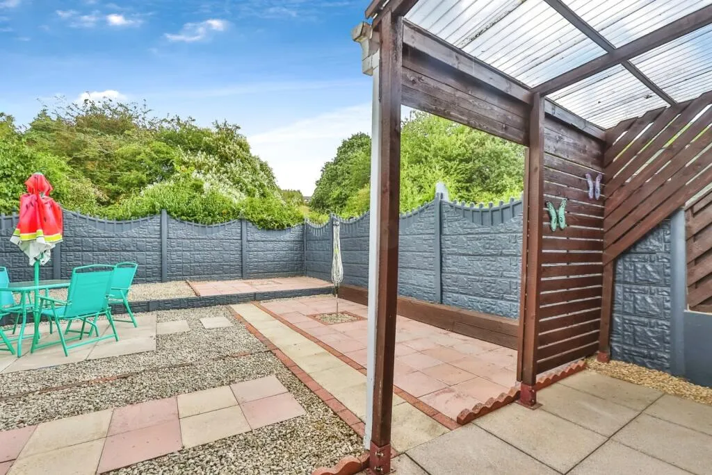 2 bed Semi-Detached