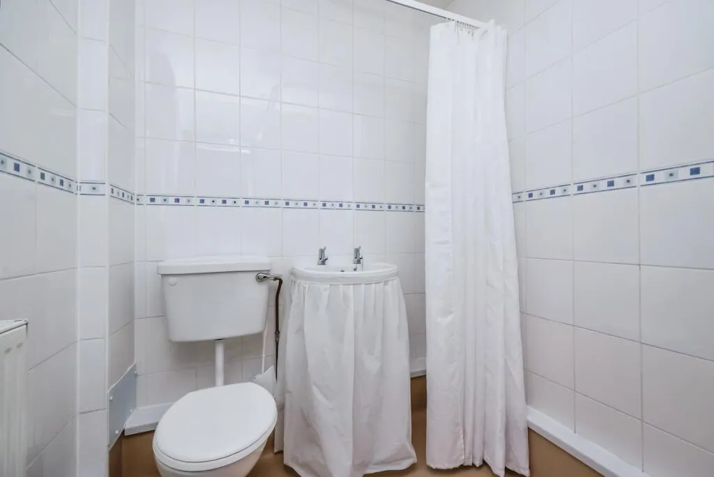 2 bed Semi-Detached