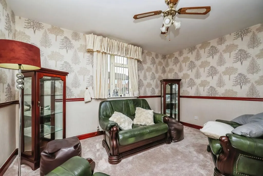 2 bed Semi-Detached