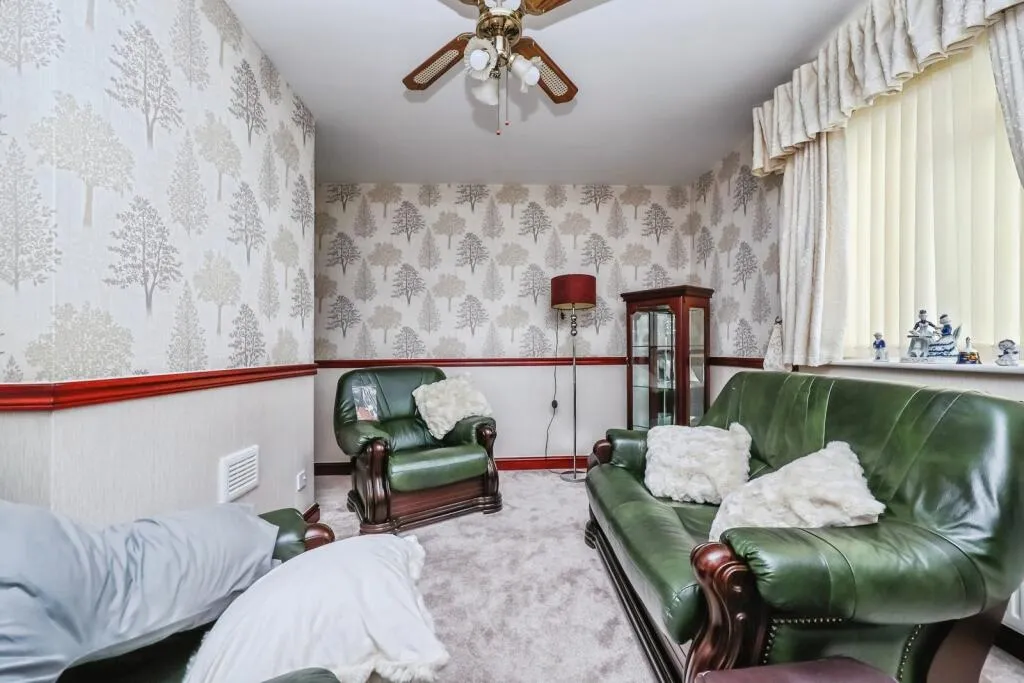 2 bed Semi-Detached