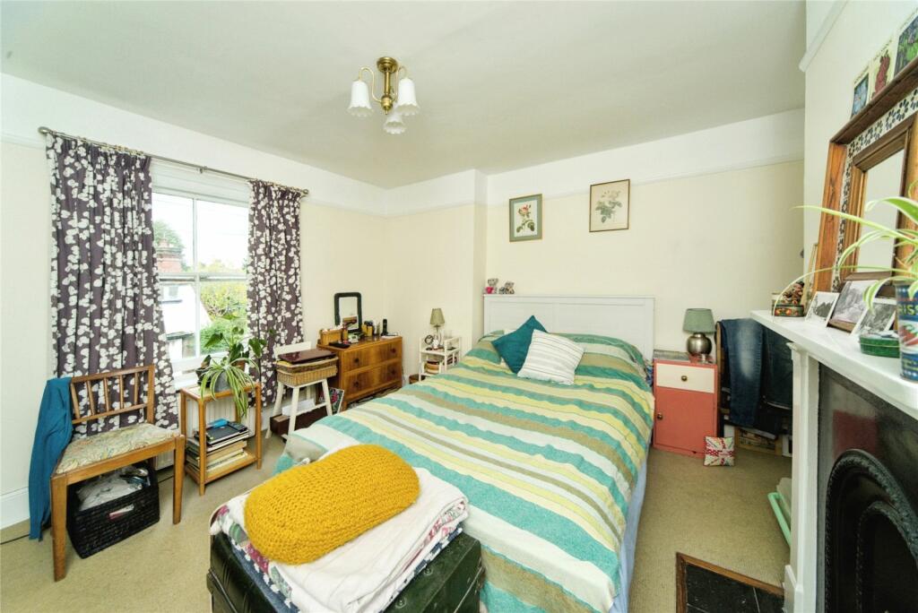 3 bed Terraced