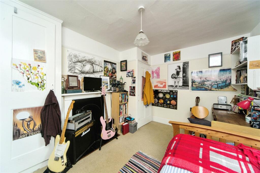 3 bed Terraced
